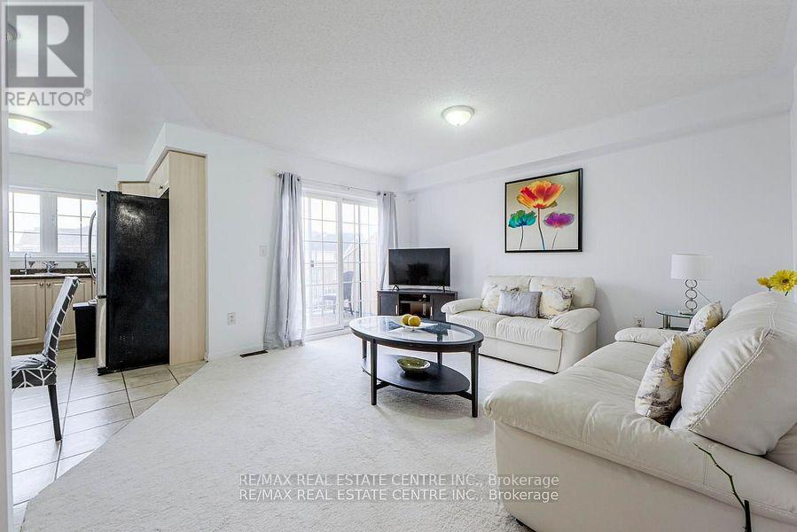 3 - 620 Ferguson Drive, Milton, Ontario  L9T 0M7 - Photo 7 - W12536344