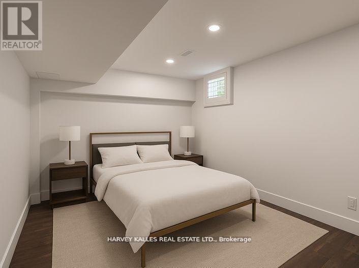 1268 Cermel Drive W, Mississauga, Ontario  L5H 3V4 - Photo 32 - W12536360