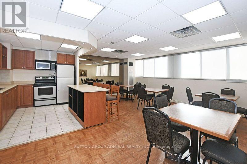 609 - 3700 Kaneff Crescent, Mississauga, Ontario  L5A 4B8 - Photo 25 - W12536362