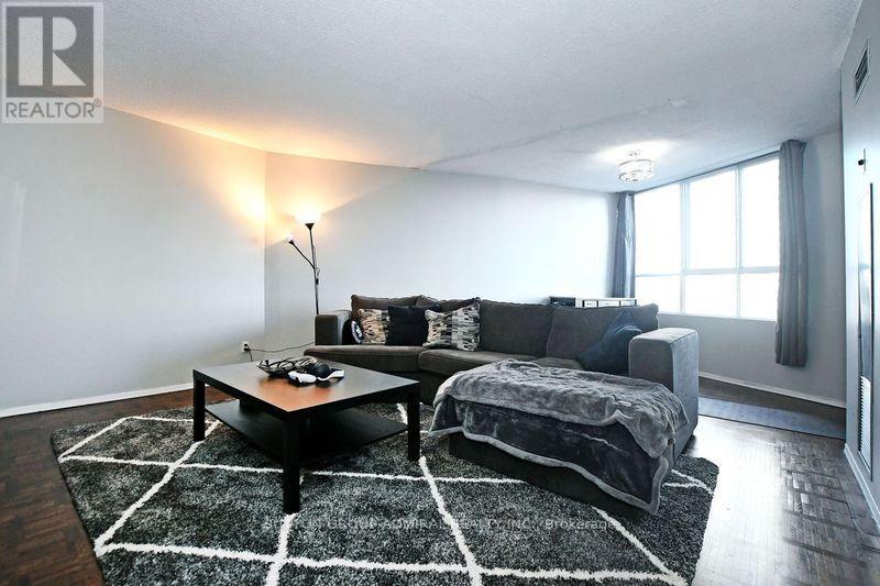 609 - 3700 Kaneff Crescent, Mississauga, Ontario  L5A 4B8 - Photo 7 - W12536362