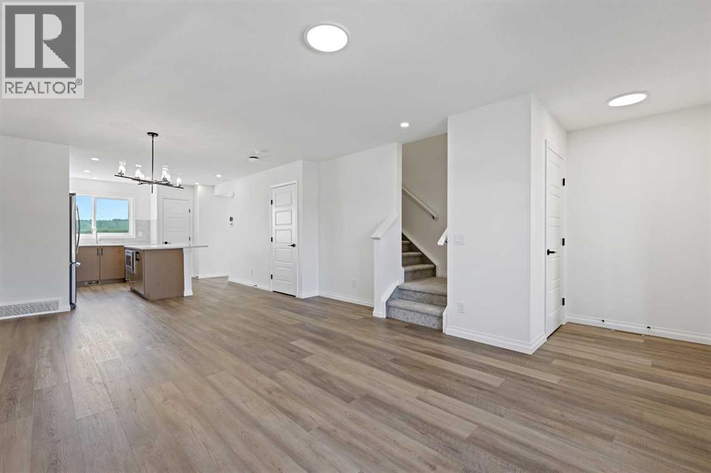 918 Wolf Willow Boulevard Se, Calgary, Alberta  T2X 5R7 - Photo 4 - A2235079