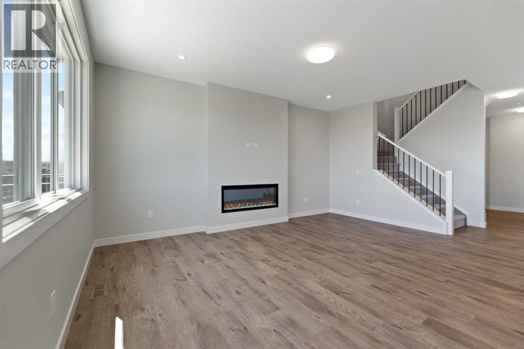 71 Saddlebred Place, Cochrane, Alberta  T4C 3E7 - Photo 10 - A2238697