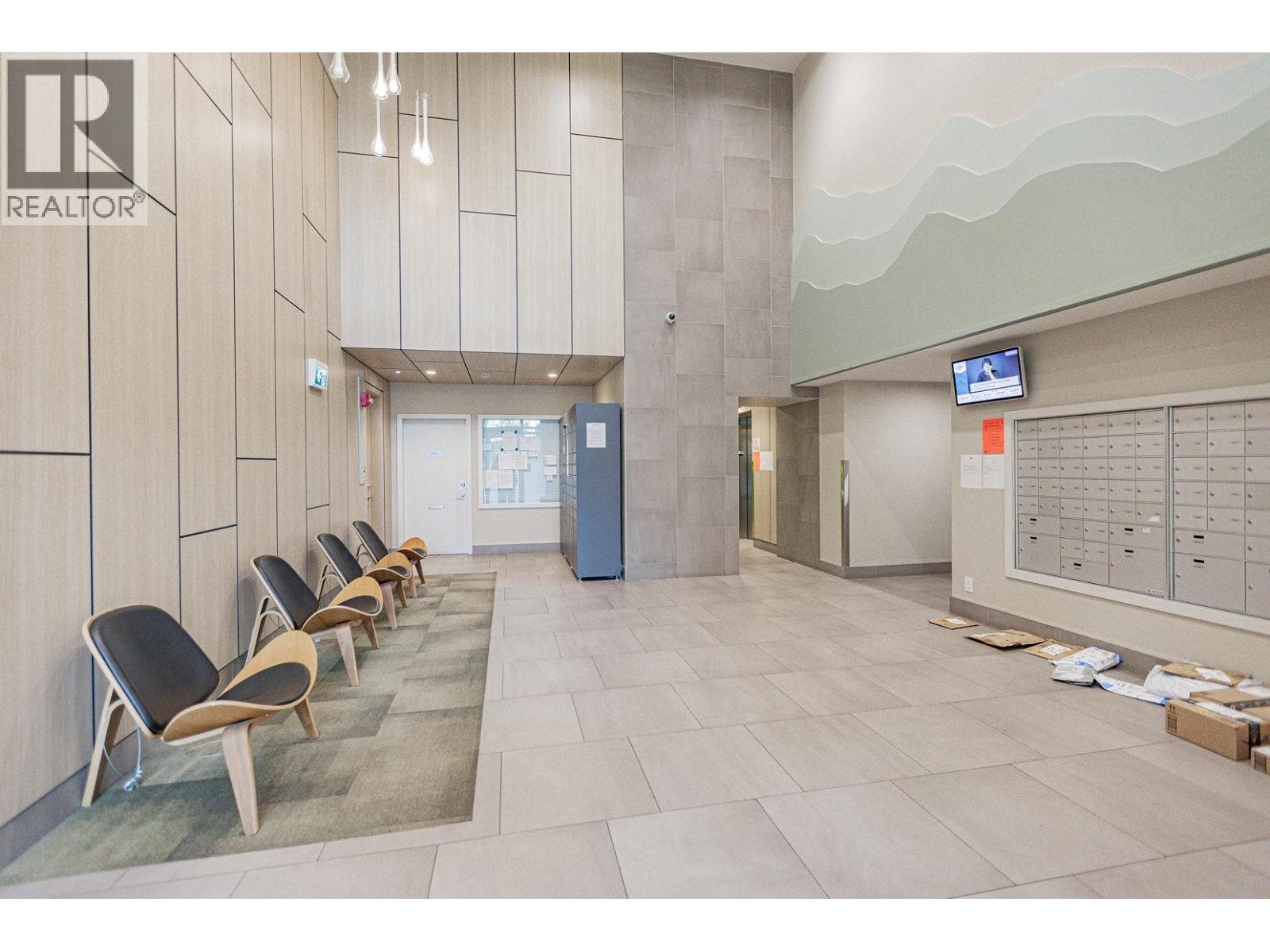 1705 691 North Road Road, Coquitlam, British Columbia V3J 0H9 - Photo 3 - R3066578