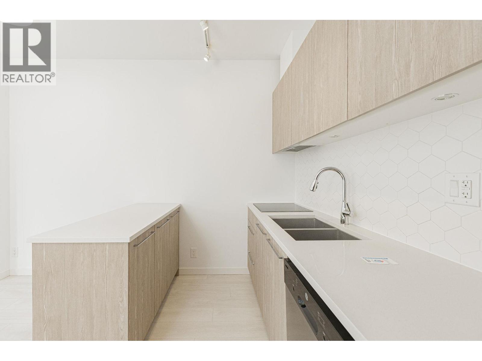 1705 691 North Road Road, Coquitlam, British Columbia V3J 0H9 - Photo 8 - R3066578