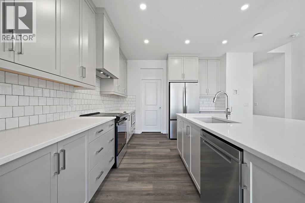 63 Corner Glen Common Ne, Calgary, Alberta  T3N 2L9 - Photo 3 - A2252602