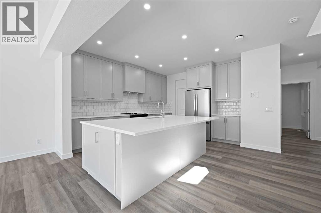 63 Corner Glen Common Ne, Calgary, Alberta  T3N 2L9 - Photo 2 - A2252602