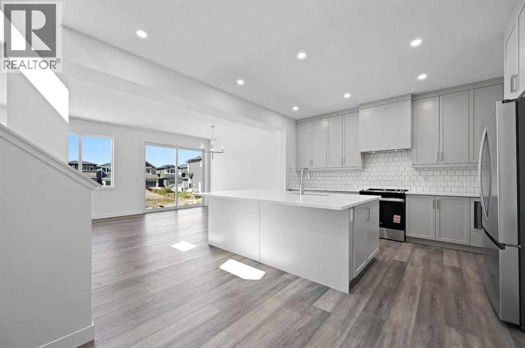 63 Corner Glen Common Ne, Calgary, Alberta  T3N 2L9 - Photo 1 - A2252602