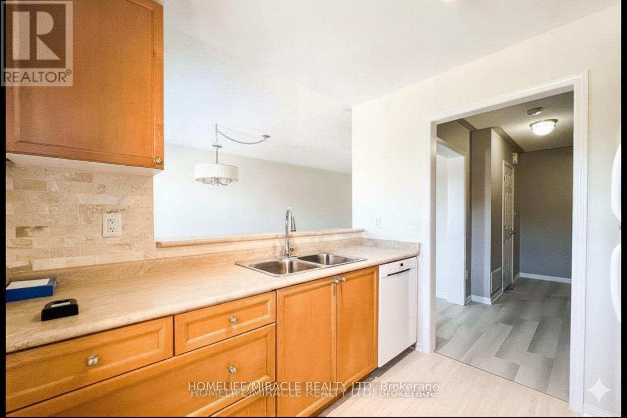 3159 Stornoway Circle S, Oakville, Ontario  L6M 5H8 - Photo 23 - W12535636