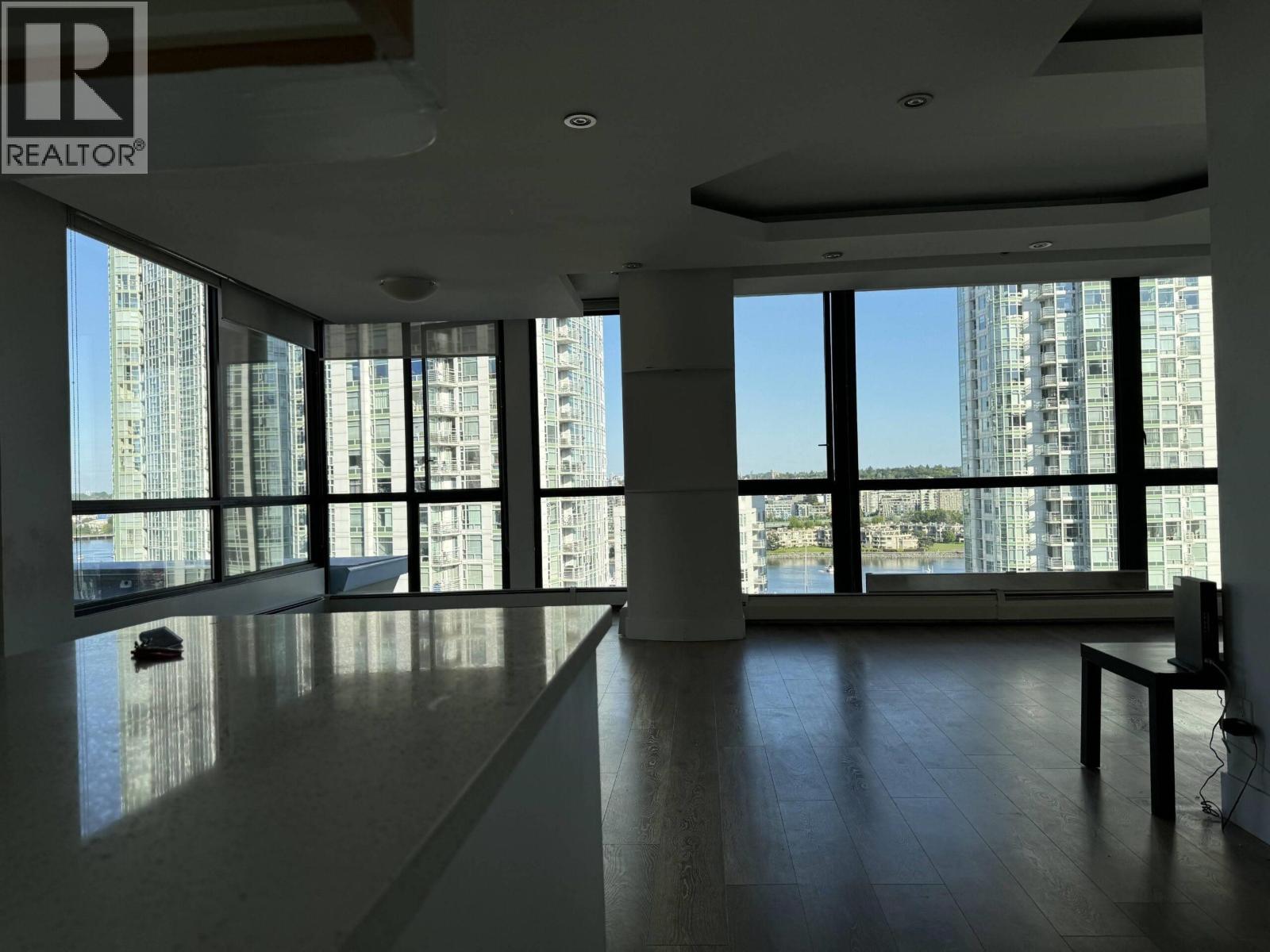 1177 PACIFIC BLVD, vancouver, British Columbia