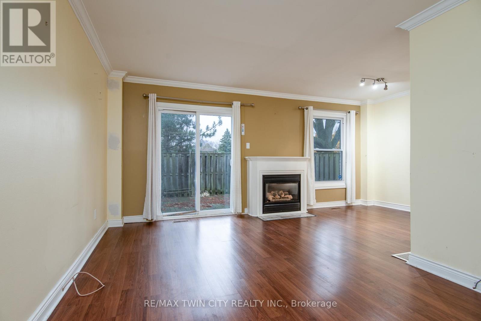 219 Deveron Crescent, London South, Ontario  N5Z 4J7 - Photo 10 - X12536080