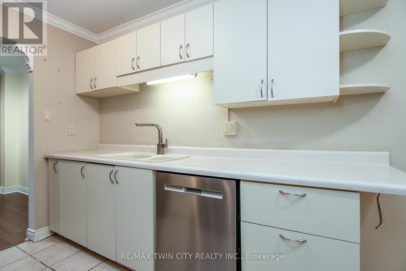 219 Deveron Crescent, London South, Ontario  N5Z 4J7 - Photo 20 - X12536080