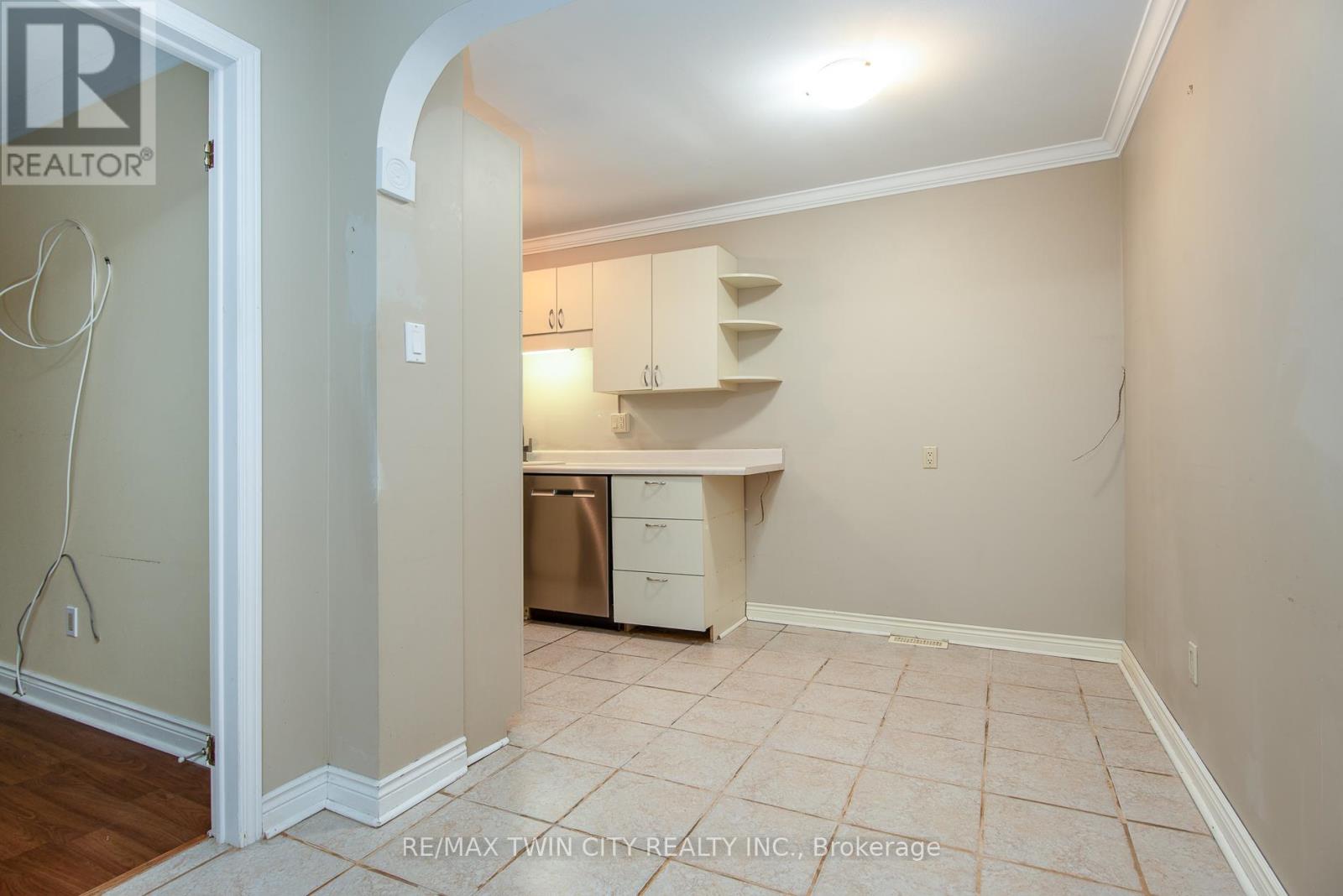 219 Deveron Crescent, London South, Ontario  N5Z 4J7 - Photo 23 - X12536080