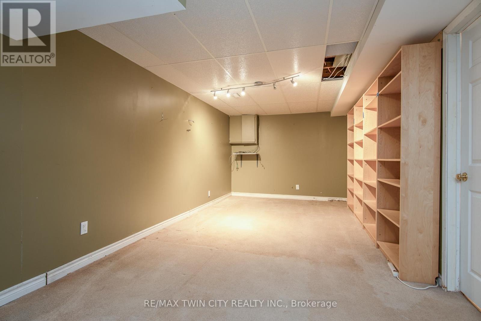 219 Deveron Crescent, London South, Ontario  N5Z 4J7 - Photo 35 - X12536080