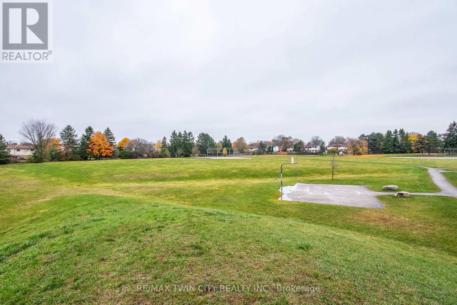 219 Deveron Crescent, London South, Ontario  N5Z 4J7 - Photo 44 - X12536080