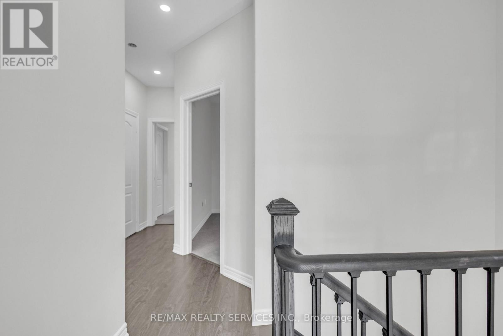 41 Trail Bank Gardens, Hamilton, Ontario  L8B 1Y5 - Photo 18 - X12536122