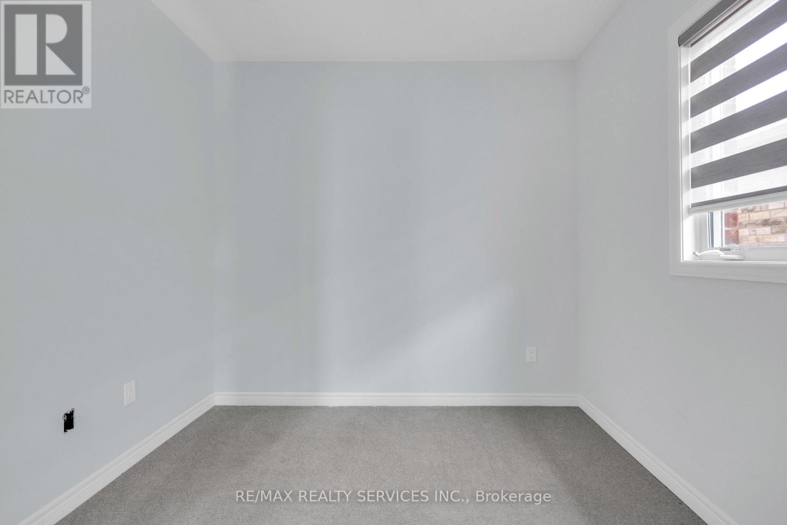 41 Trail Bank Gardens, Hamilton, Ontario  L8B 1Y5 - Photo 20 - X12536122