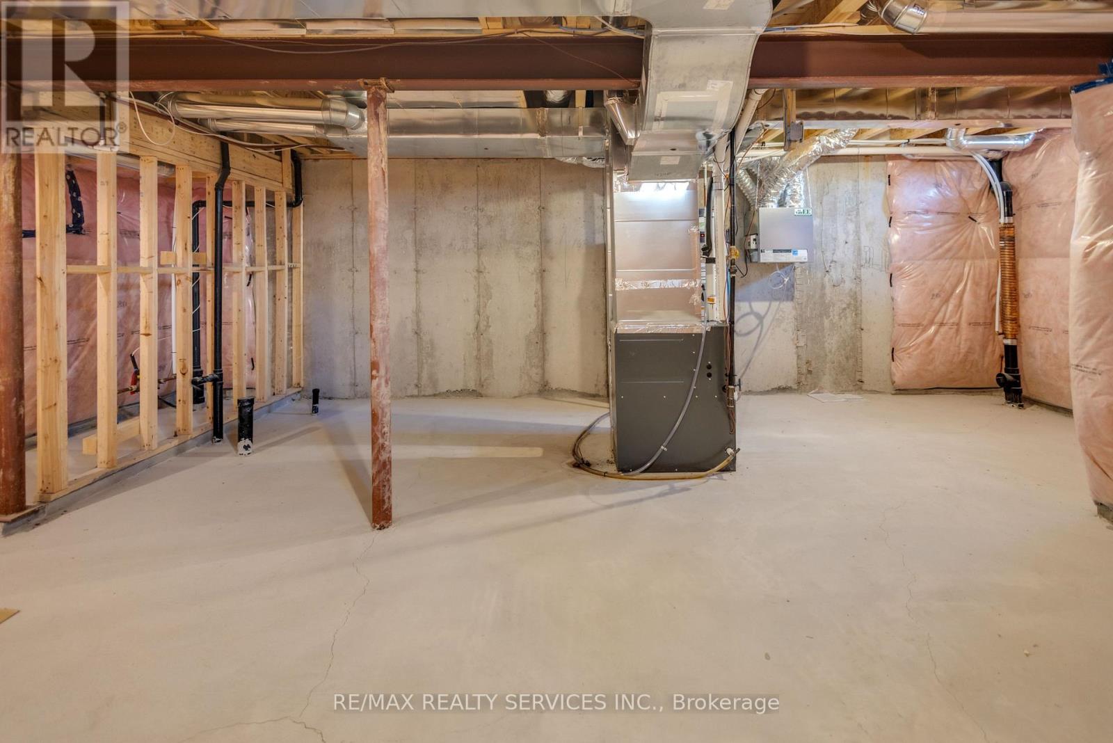 41 Trail Bank Gardens, Hamilton, Ontario  L8B 1Y5 - Photo 37 - X12536122