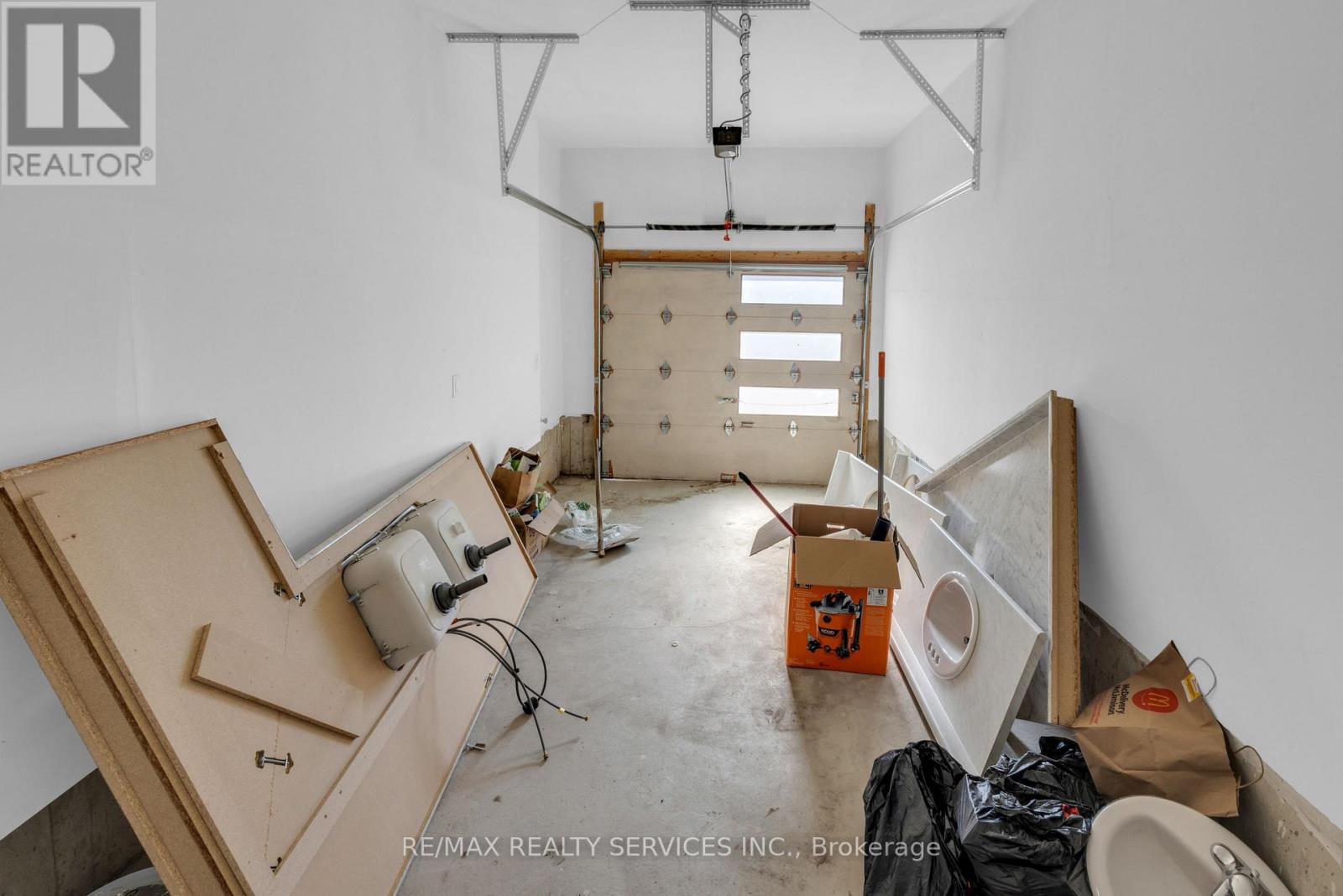 41 Trail Bank Gardens, Hamilton, Ontario  L8B 1Y5 - Photo 40 - X12536122