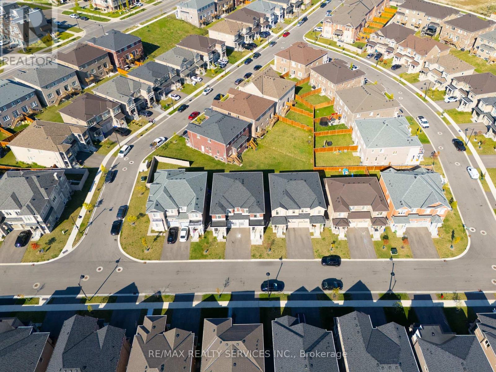 41 Trail Bank Gardens, Hamilton, Ontario  L8B 1Y5 - Photo 49 - X12536122