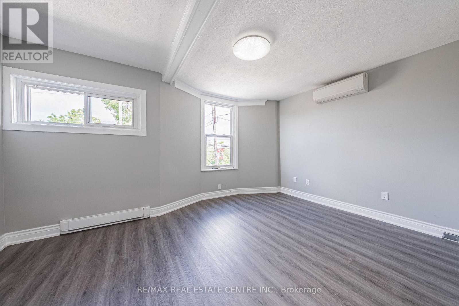 354 Cumberland Avenue, Hamilton, Ontario  L8M 2A2 - Photo 23 - X12536126