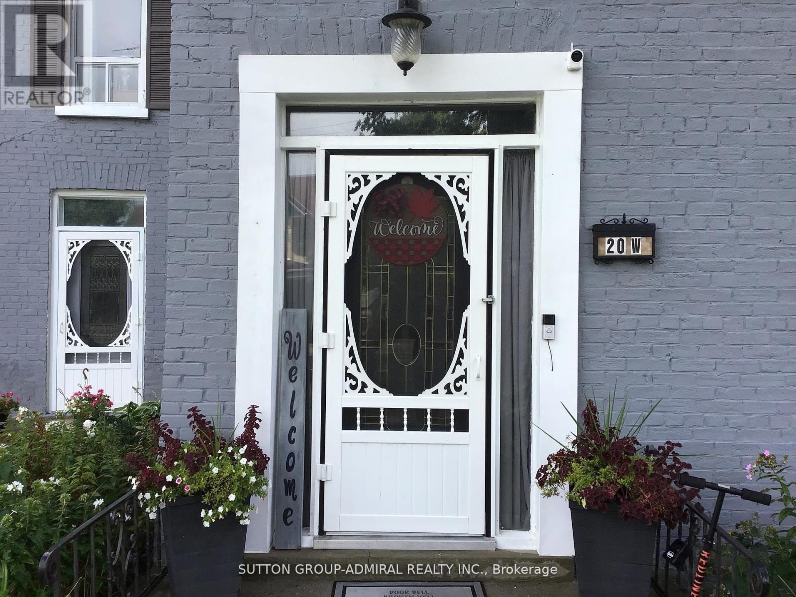 20 KING STREET W, Kawartha Lakes, Ontario