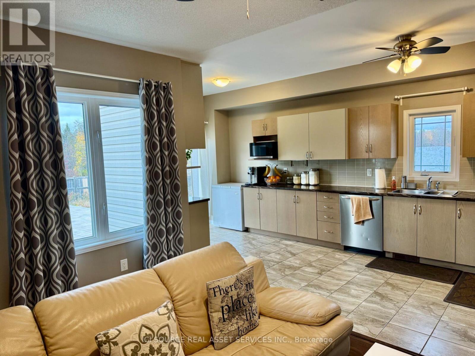 640 Via Campanale Avenue, Ottawa, Ontario  K2J 4A2 - Photo 10 - X12536210