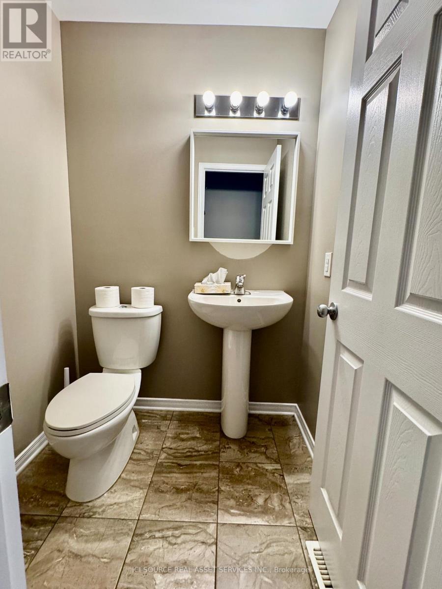 640 Via Campanale Avenue, Ottawa, Ontario  K2J 4A2 - Photo 5 - X12536210