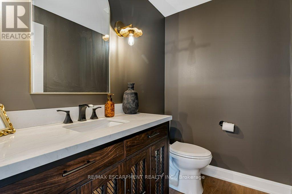 4274 William Street, Lincoln, Ontario  L0R 1B0 - Photo 14 - X12536248