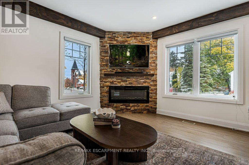 4274 William Street, Lincoln, Ontario  L0R 1B0 - Photo 5 - X12536248