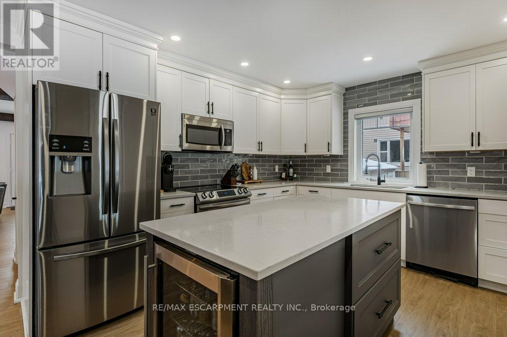 4274 William Street, Lincoln, Ontario  L0R 1B0 - Photo 9 - X12536248