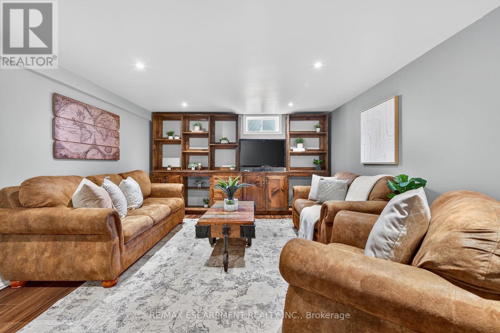 49 Erie Avenue N, Haldimand, Ontario  N0A 1G0 - Photo 29 - X12536256