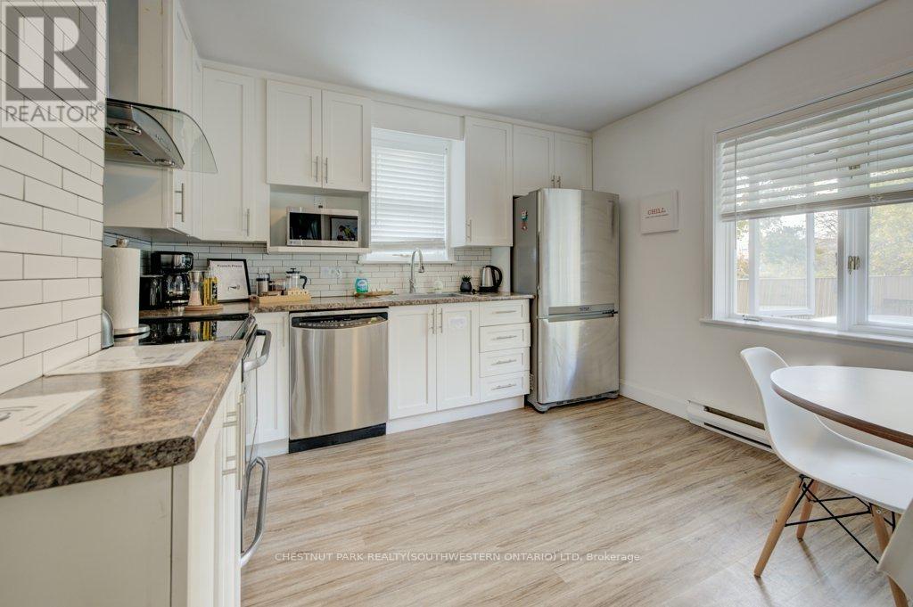 46 Cherry Street, Kitchener, Ontario  N2G 2C6 - Photo 19 - X12536366