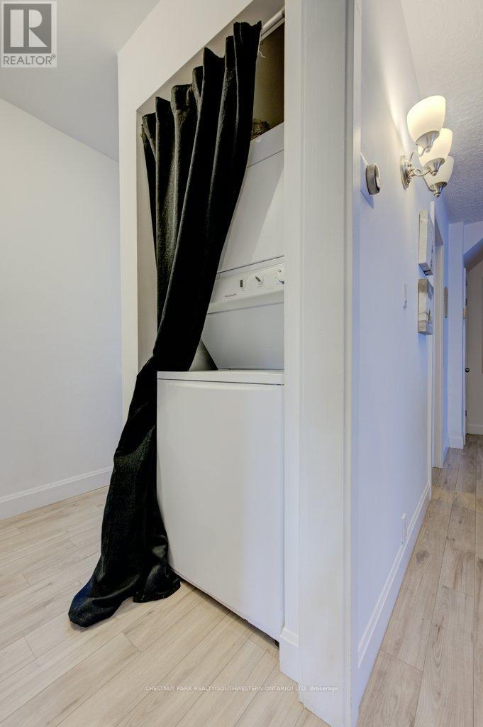 46 Cherry Street, Kitchener, Ontario  N2G 2C6 - Photo 28 - X12536366