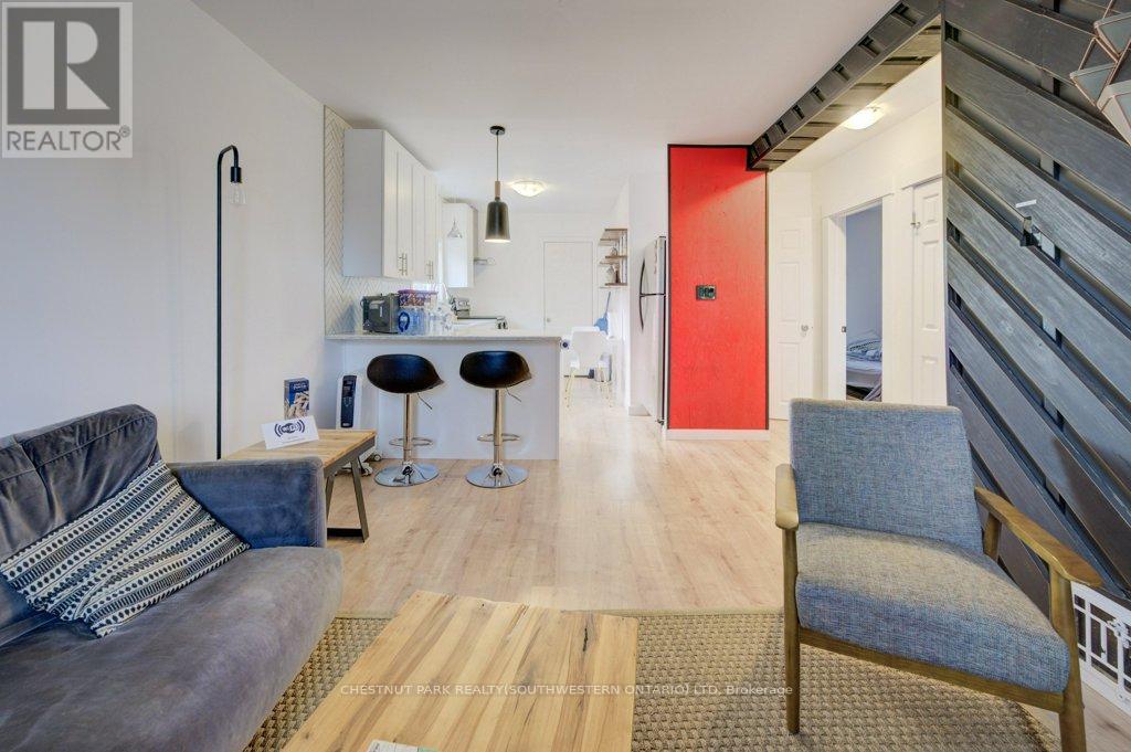 46 Cherry Street, Kitchener, Ontario  N2G 2C6 - Photo 8 - X12536366