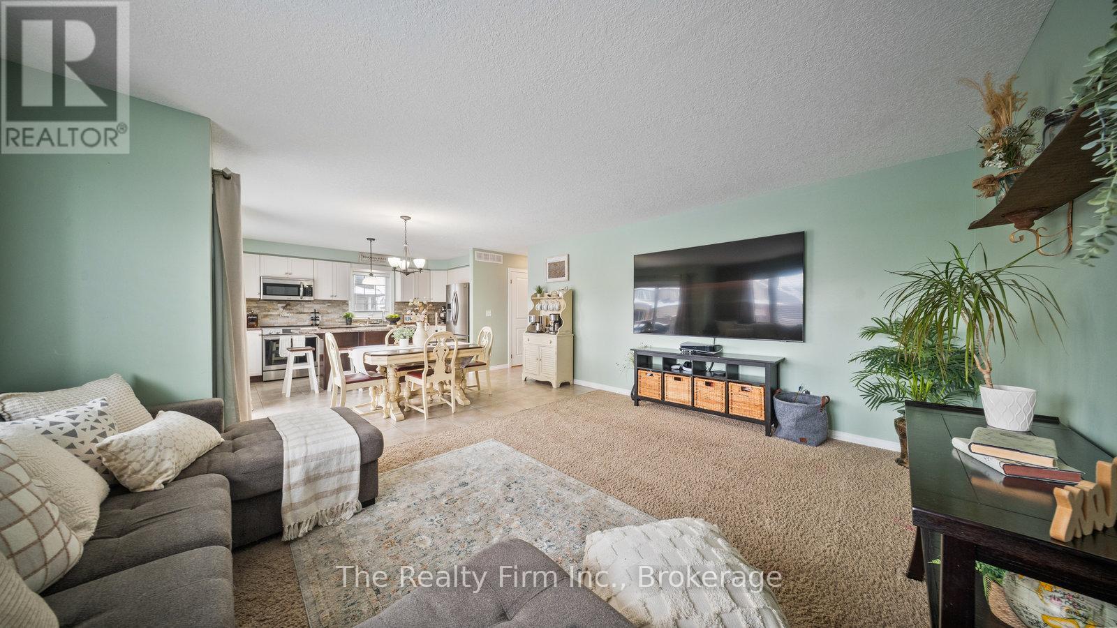 426 Champlain Avenue, Woodstock, Ontario  N4V 0B3 - Photo 18 - X12536458