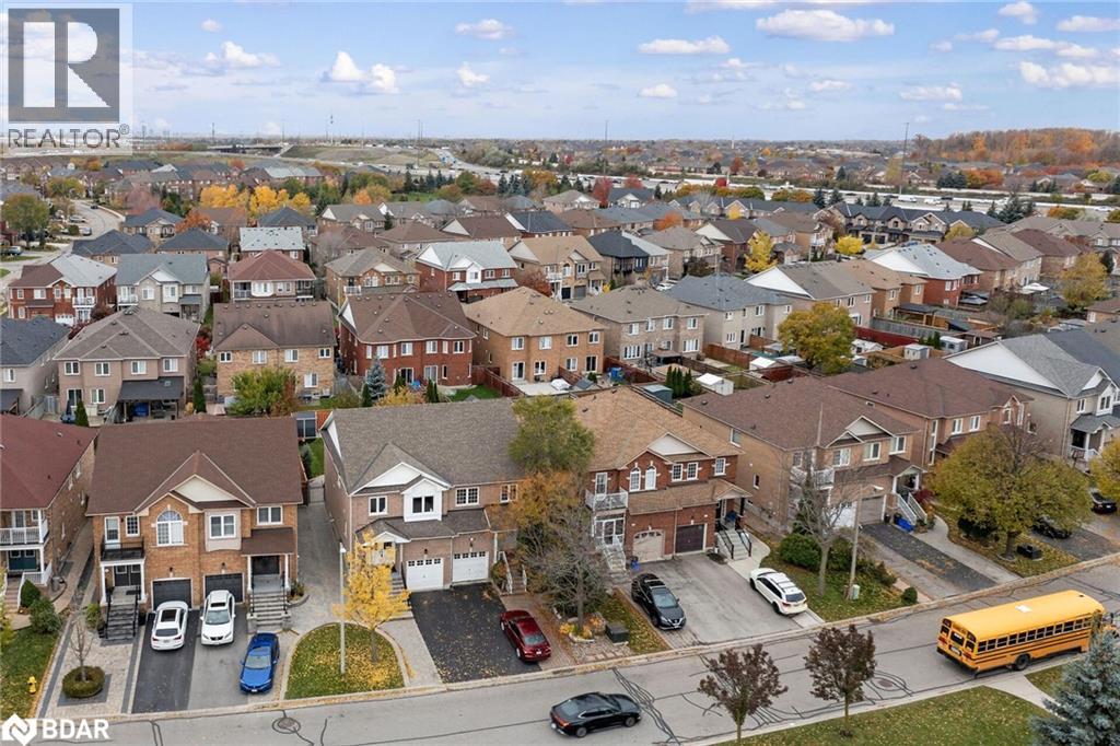 257 Deepsprings Crescent, Vaughan, Ontario  L6A 3L5 - Photo 6 - 40786677