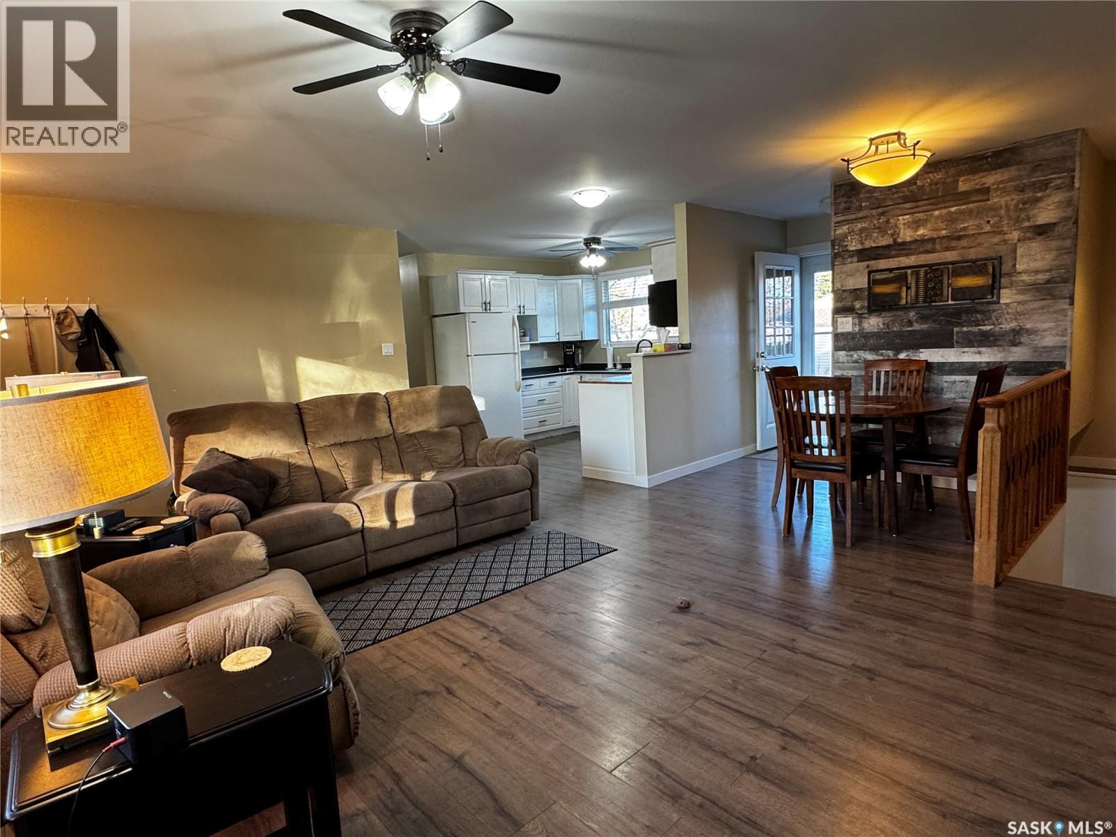 220 6th Street, Humboldt, Saskatchewan  S0K 2A0 - Photo 6 - SK023840