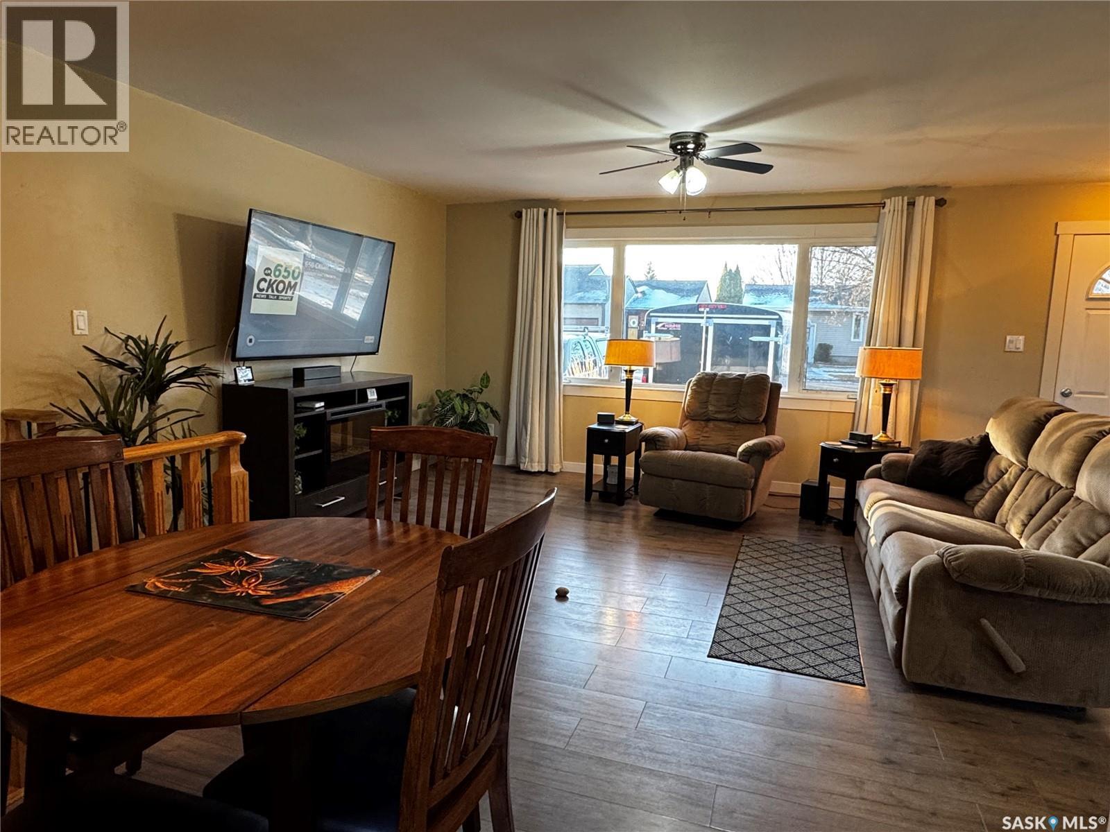 220 6th Street, Humboldt, Saskatchewan  S0K 2A0 - Photo 4 - SK023840