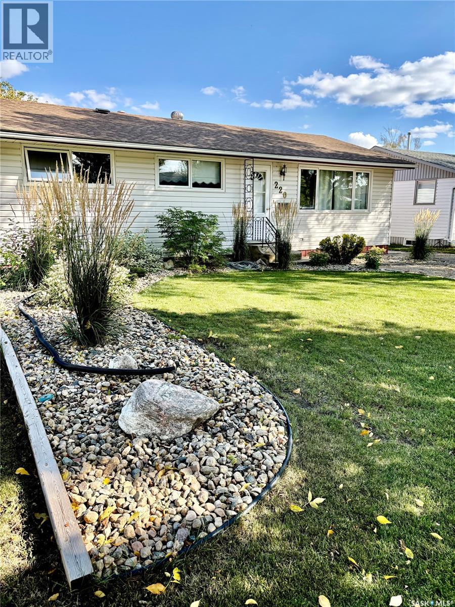 220 6th Street, Humboldt, Saskatchewan  S0K 2A0 - Photo 26 - SK023840