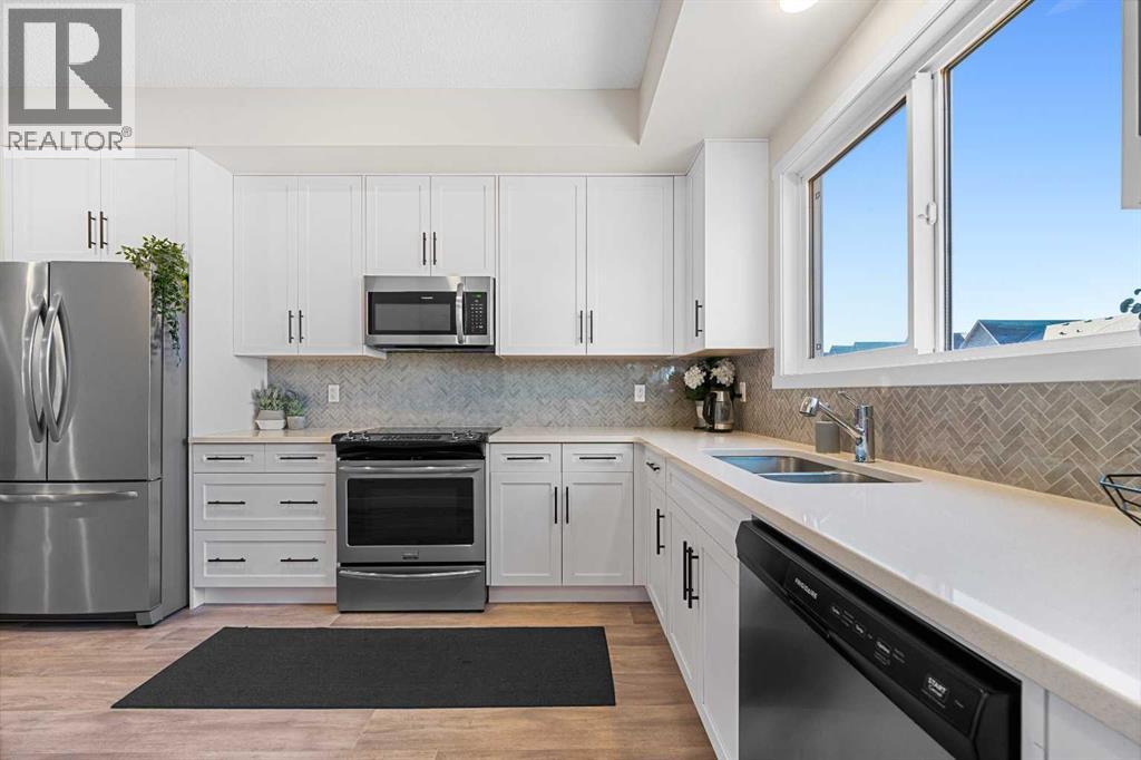 68 Carrington Boulevard Nw, Calgary, Alberta  T3P 1K8 - Photo 12 - A2264453