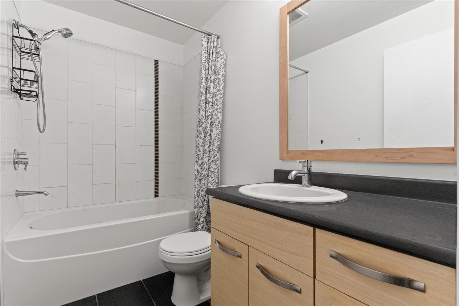 101 33538 Marshall Road, Abbotsford, British Columbia  V2S 0C7 - Photo 5 - R3066331