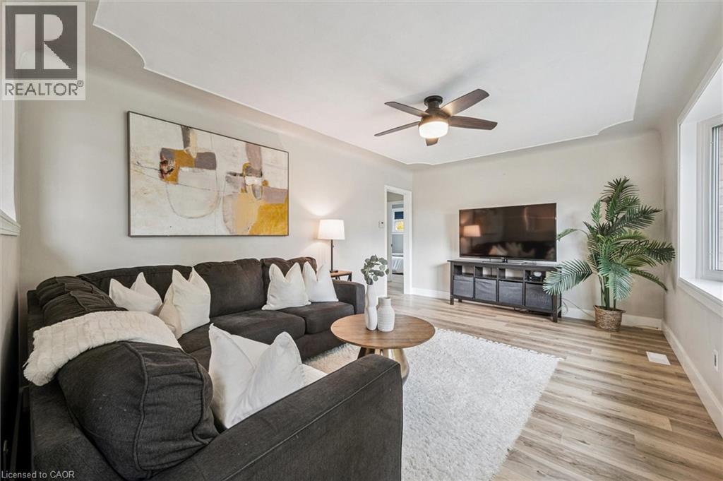 36 Englewood Place, Kitchener, Ontario  N2H 4S6 - Photo 7 - 40785512