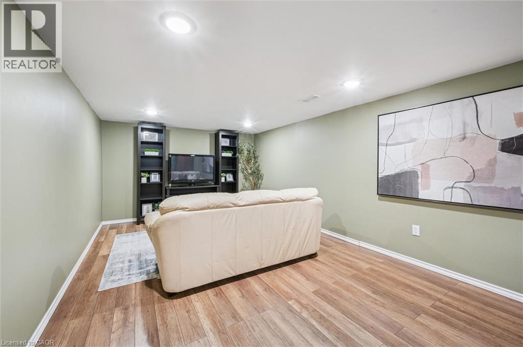 36 Englewood Place, Kitchener, Ontario  N2H 4S6 - Photo 22 - 40785512