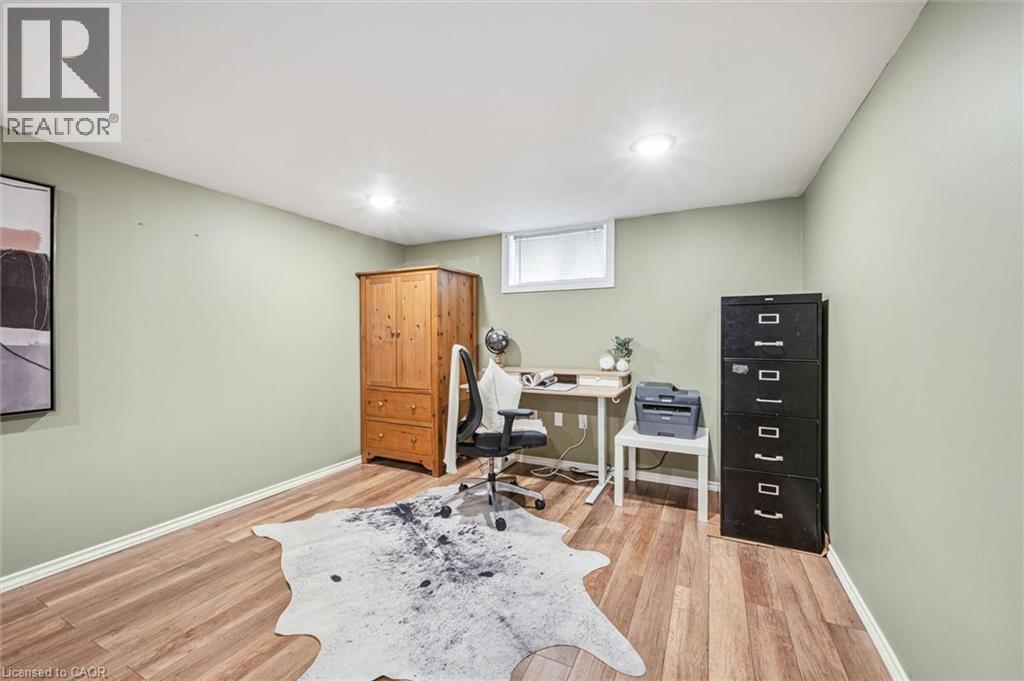 36 Englewood Place, Kitchener, Ontario  N2H 4S6 - Photo 24 - 40785512