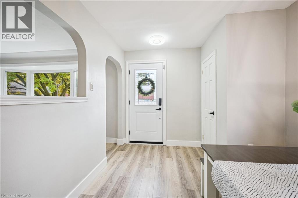 36 Englewood Place, Kitchener, Ontario  N2H 4S6 - Photo 5 - 40785512