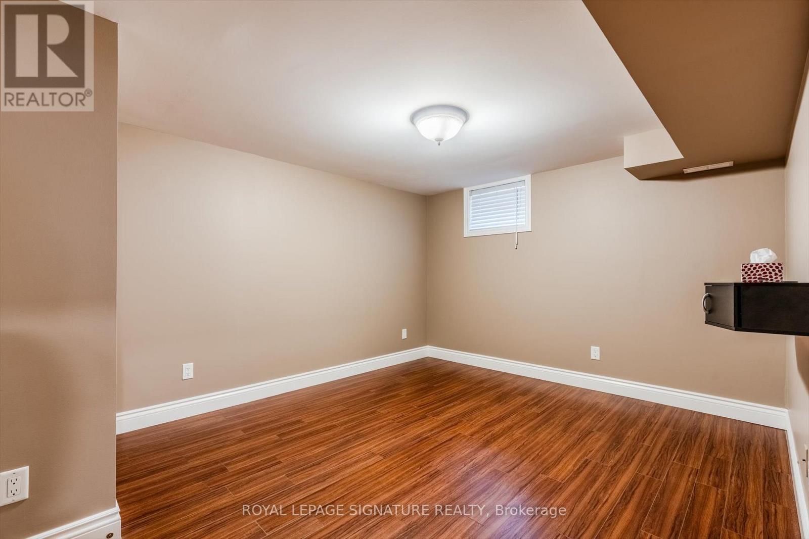 Bsmt - 10 Dalecliff Crescent, Toronto, Ontario  M1R 3L5 - Photo 5 - E12536020