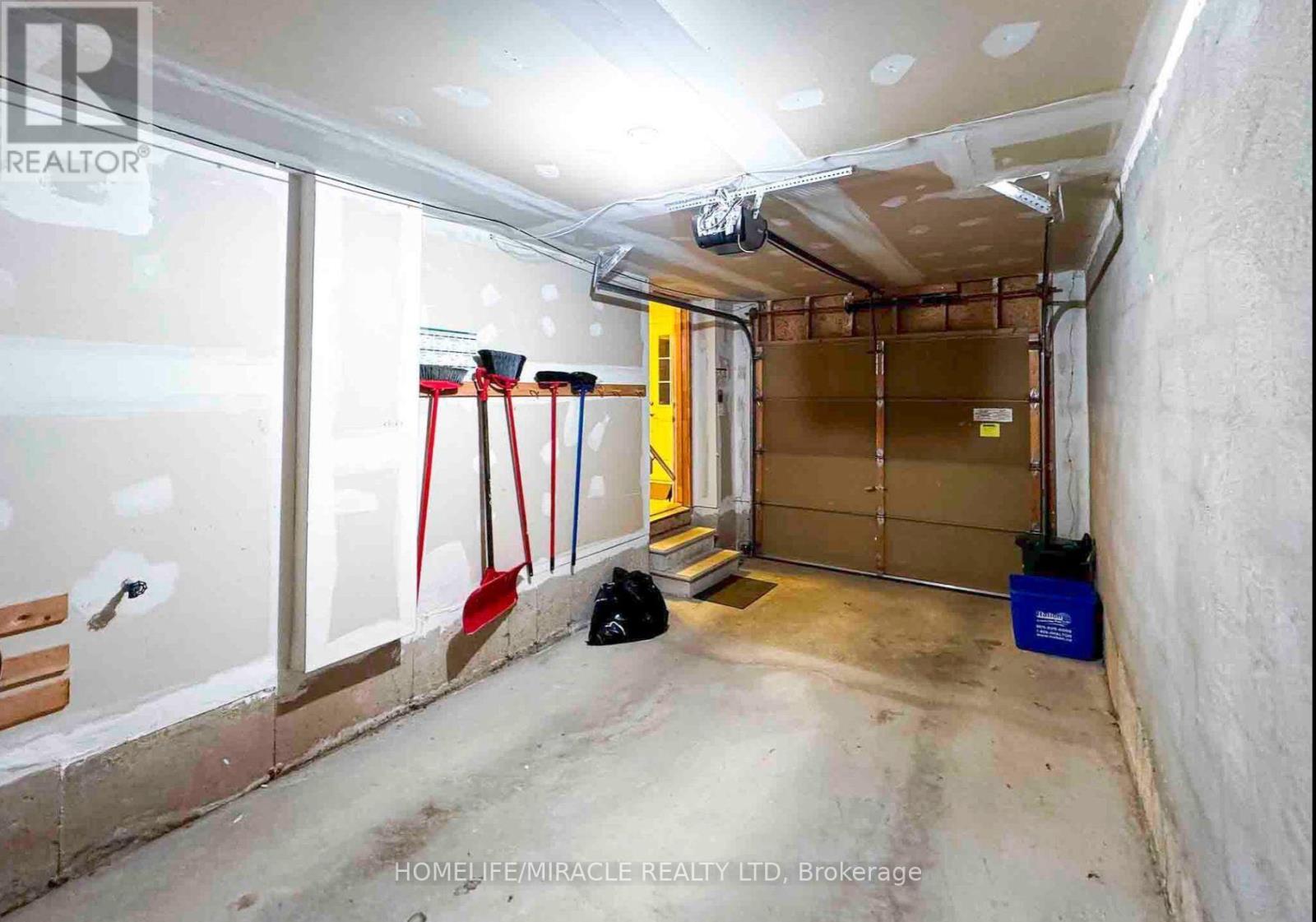 3159 Stornoway Circle S, Oakville, Ontario  L6M 5H8 - Photo 17 - W12535636