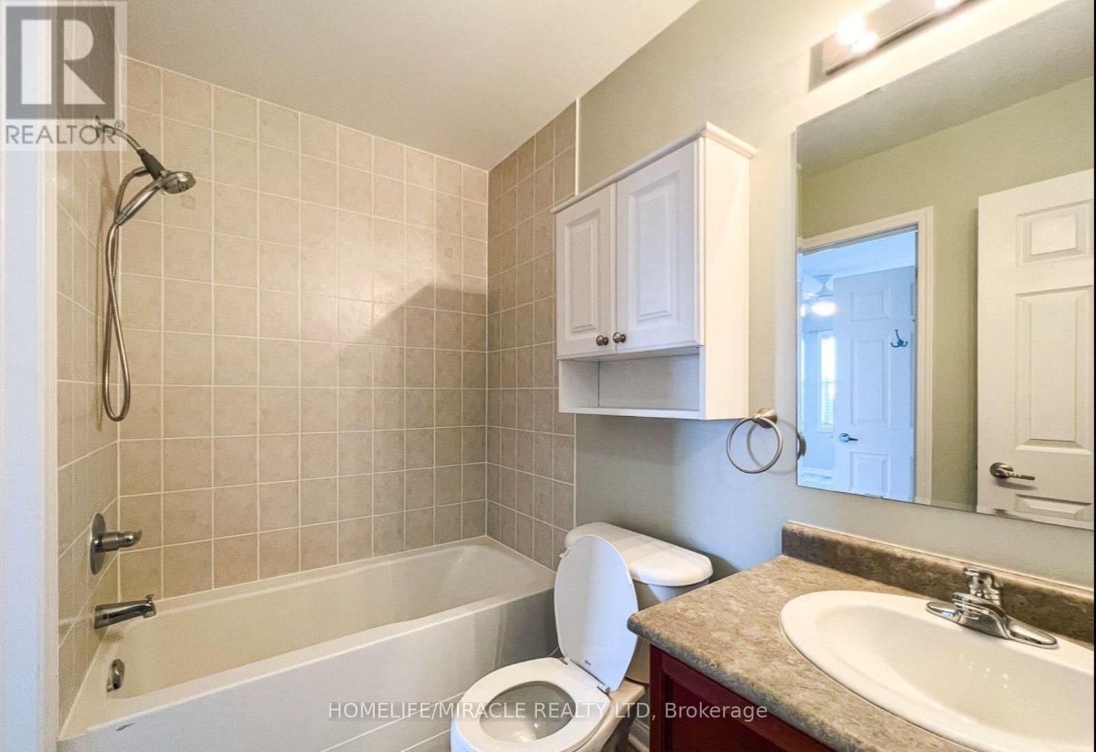 3159 Stornoway Circle S, Oakville, Ontario  L6M 5H8 - Photo 6 - W12535636