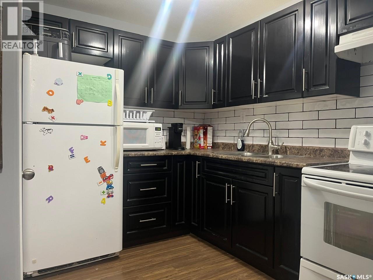 439 Henick Crescent, Saskatoon, Saskatchewan  S7R 0J4 - Photo 41 - SK023851