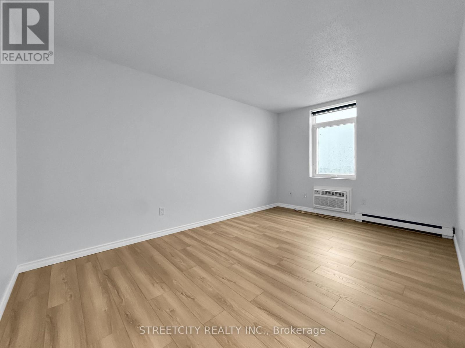 1714 - 45 Pond Mills Road, London South, Ontario  N5Z 4W5 - Photo 15 - X12532892